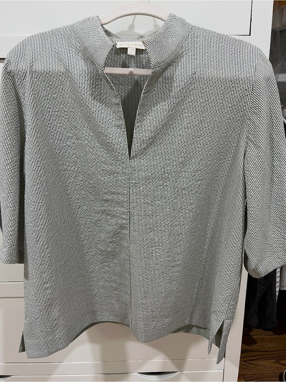 Ann Taylor Striped Button-Up Shirt - Gray & White